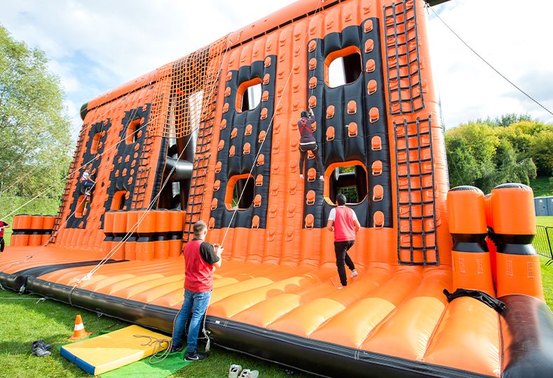 Скалодром Спартак – 20 м.